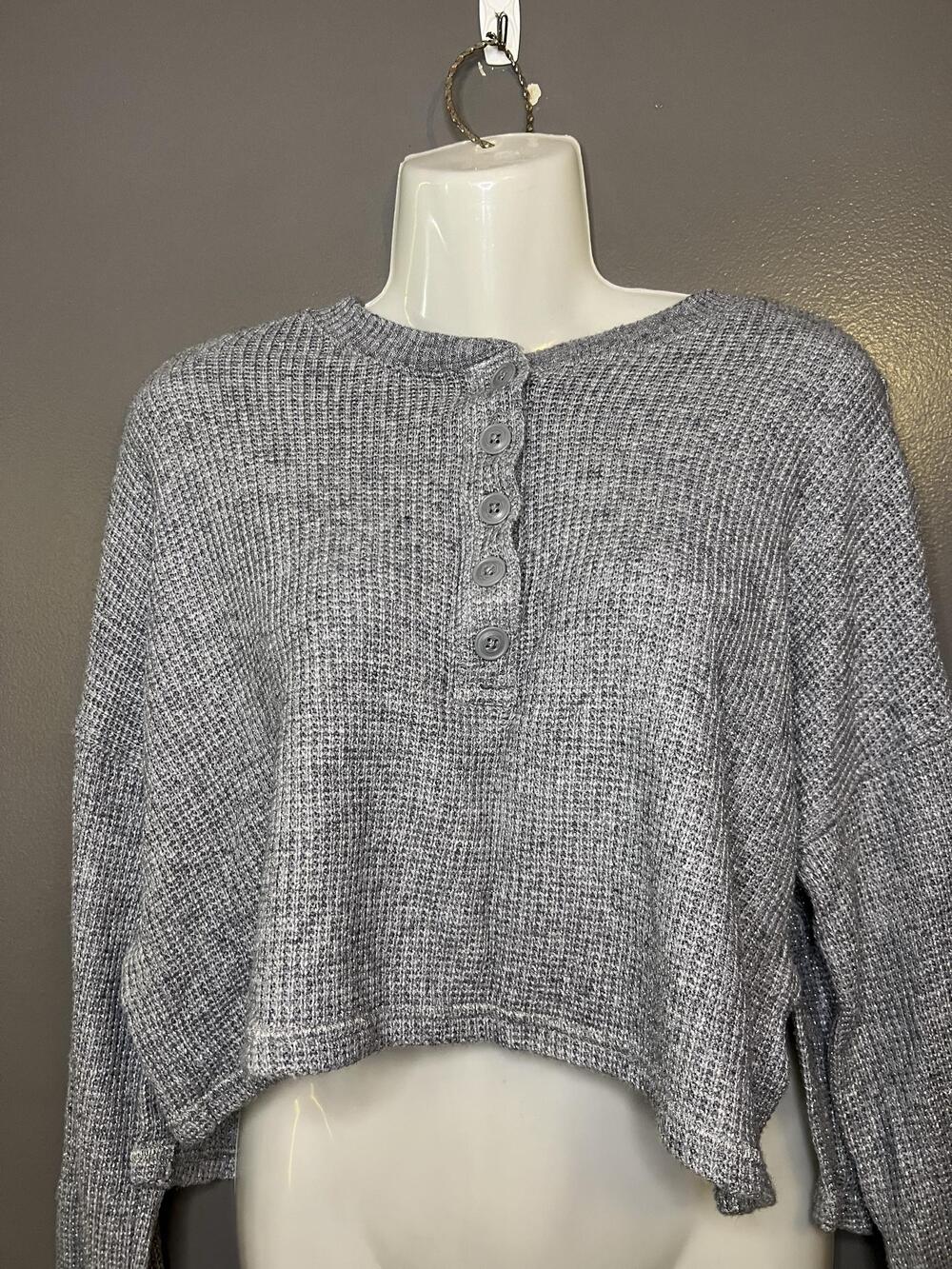 Express Sweater Womens XS Gray Metallic Waffle Knit Henley Cropped Lightweight